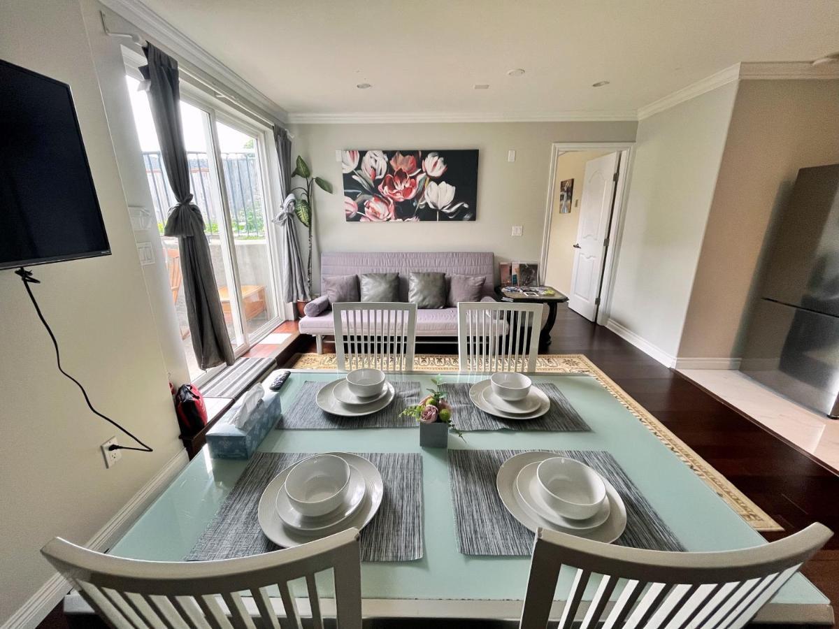 Coze Home In Vancouver Near Yvr Экстерьер фото
