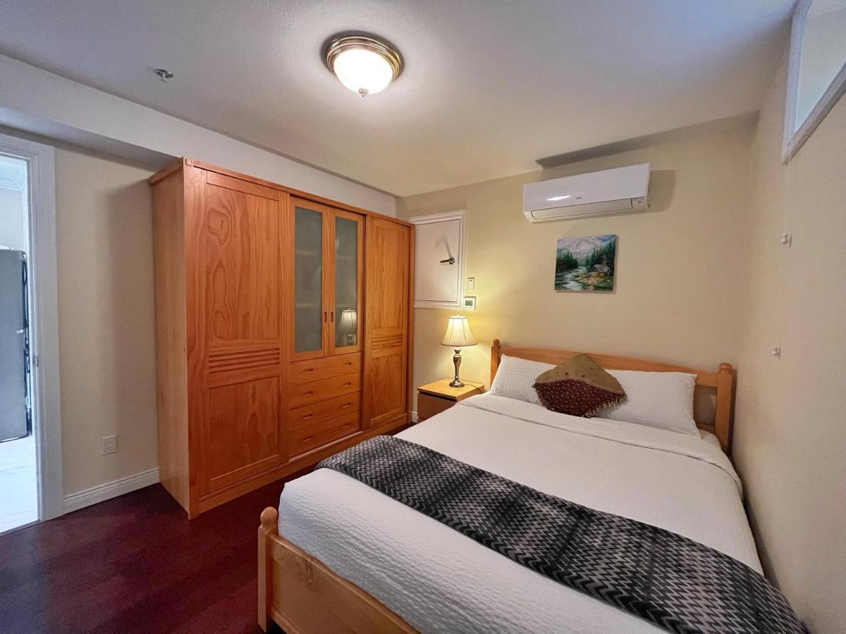 Coze Home In Vancouver Near Yvr Экстерьер фото